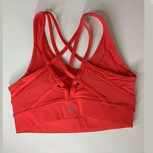 Lululemon strap it like it’s hot sports bra